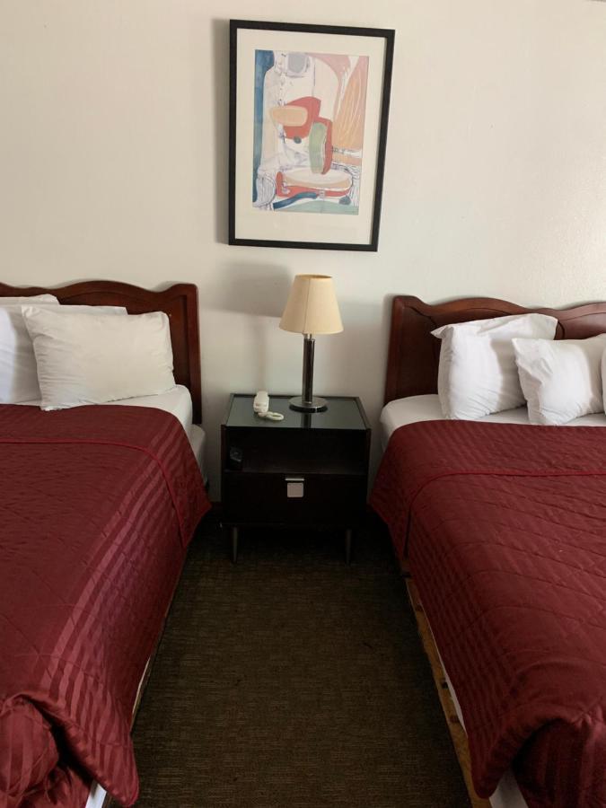 Smokey Point Motor Inn 알링턴 외부 사진